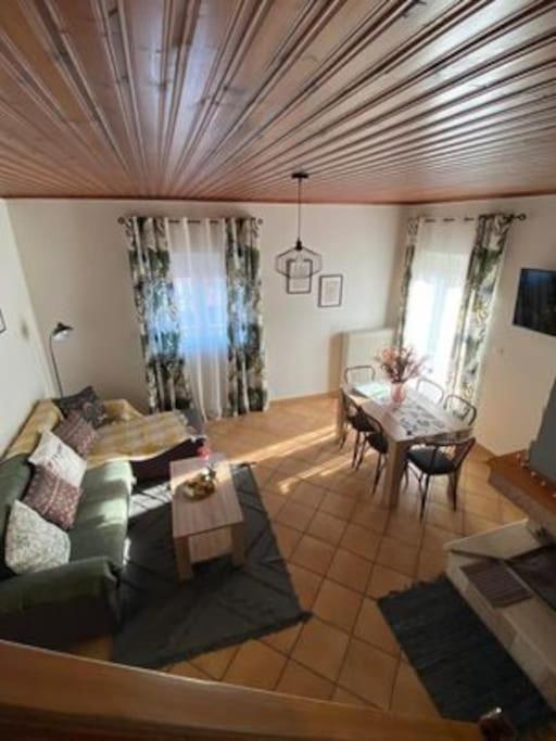 Laki'S House Οροφοδιαμέρισμα Με Σοφίτα Thermo Dış mekan fotoğraf