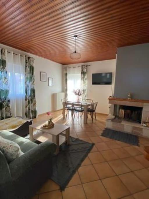 Laki'S House Οροφοδιαμέρισμα Με Σοφίτα Thermo Dış mekan fotoğraf